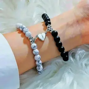 Heart Magnetic Bracelets for Couples (2 Piece)/Couple Bracelet Small Rubber Band Magnet Stone Bell Bracelet Knotted Head Rope